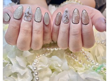 【クリスマスネイル】8250円♪