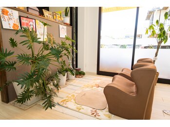 くさば整骨院/緑が多い施術室でリラックス♪