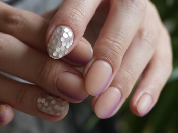 ミニョン 北堀江(mignon)/オンブレネイル