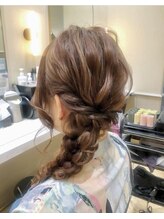 アトリエはるか 阪急神戸三宮店/サイド編みおろし