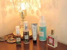 ヨーニ(YooNi)の雰囲気(安心安全な施術を心掛け、Dr.監修製品を施術で使用しています)