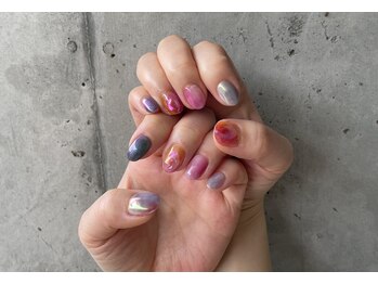 ネイルサロンジラフ (nail salon GIRAFFE)