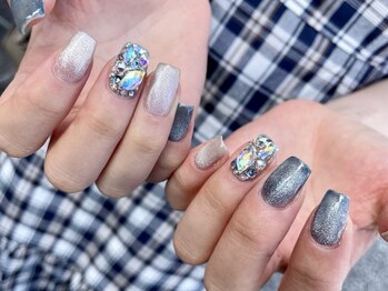 サロンドフォーエイチ(salon de 4H)/マグネットとキラキラは最強！