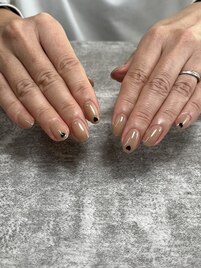 大人ガーリーネイル