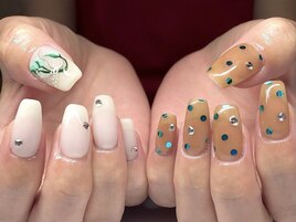 個性派ネイル