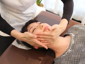 べネフィー整体サロン/顎関節＆むくみ【小顔セラピー】