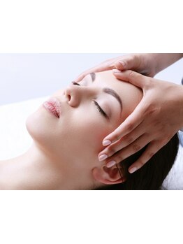 ホウレイ線・たるみ改善！予防ケア