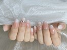 オフィスにも◎ホワイトグラデ