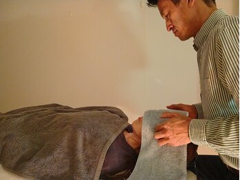 整体サロンr/ヘッドマッサージ