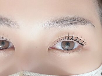 アール(R)の写真/どんなまつ毛もぱっちり！ただナチュラルなだけじゃない、大人上品な可愛らしさを☆