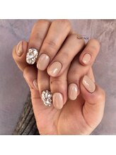 ネイルエース(Nail Ace)/ストーン埋め尽くし