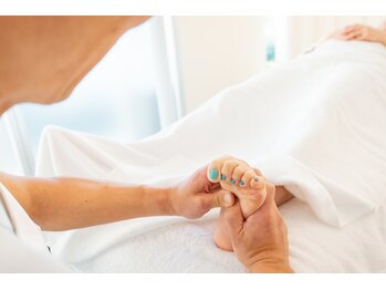 距骨サロン 洗足店/足元の動きをつける