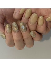 ヌア(nur.)/くすみイエローnuance