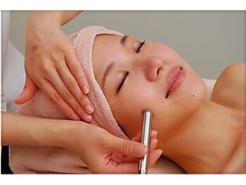 フローラリエ 八木店/ダイヤモンドピーリング