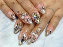 ラウト デコレーションアンドネイルサロン(Lauto Decoration&Nail Salon)/ゴージャスネイル