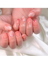 ヴィヴィ(vivie)/手描きフラワーネイル