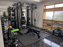 ファイブフィットネス(Fivefitness)の雰囲気（オールインワンパワーラックでダイエットから筋肥大まで対応可能）