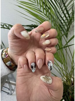 フラワーズネイル(flowers nail)/アシメでエスニックネイル