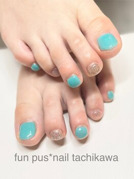 ファンプラスネイル 立川(fun plus nail)/フット　ワンカラー×フラッシュ