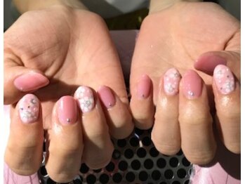 ミナネイル(mina-nail)/