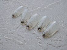 カトルナフ(quatre fois neuf)/クリアアートのポイントネイル