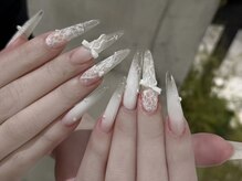 モアグラム 銀座店(More Glam)/白