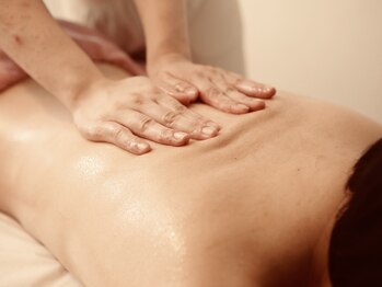 パールムーン(pearl moon)/お疲れな背中や腰のケア