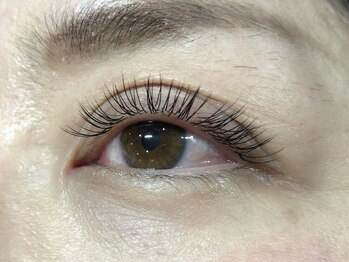 ヴィーナス(VENUS)/大人女性のエレガントな目元に☆