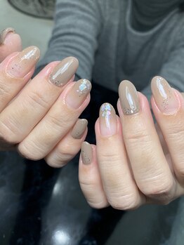 レディグリッター(Lady glitter)/綺麗目シェルネイル