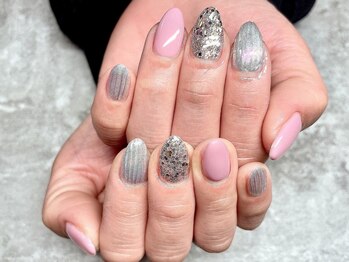 プピル(PUPIL)/バカラネイル