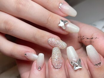 贅沢ビジュー×ホワイト