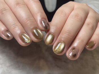 秋らしくゴールドデザイン