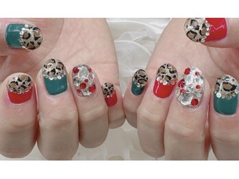 ハニービービー(Honey Bee Bee)/クリスマスカラーアニマルネイル