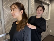 【もみほぐし・リンパマッサージ・ヘッドスパ】リラクゼーションサロン那覇deりらく/歪みや可動域チェックで現状把握