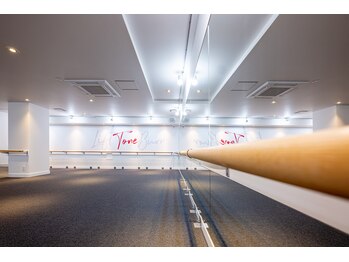 ピュアバー 自由が丘(Pure Barre)/スタジオ！
