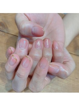 アトリエ ツメ(atelier TsuMe)/細フレンチネイル/上品ネイル
