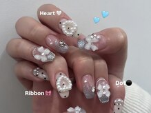 アングゥ ウル(ungu ul)/ガーリーネイル