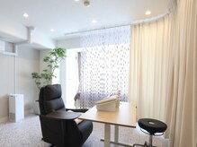 スナッジィー ネイル(snazzy nail)の雰囲気（店内）