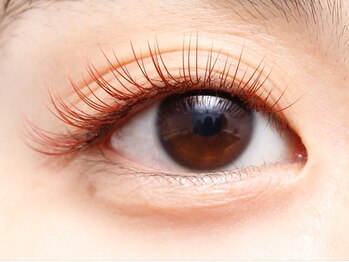 ディーエル ビューティー 新宿店(DL BEAUTY)の写真/《オールブラウンでハーフ風》お洒落女子の新常識♪瞳や髪色に合わせて幅広くご提案！印象を変えたい方に◎