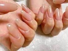 モグネイル(Mogunail)/シンプルラメフレンチ