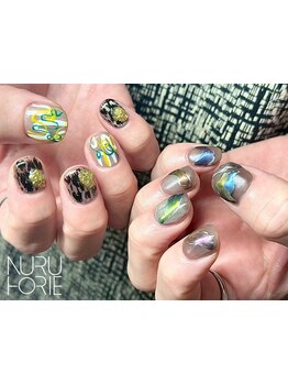 ショートネイルデザインが豊富