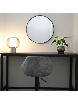 ベースバイループ(BASE BY LOOP)/ドレッサーのご用意もあります