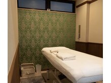 リッツ 池袋店の雰囲気（全部屋完全個室。開放感あるスペースでリラックスしながら施術♪）