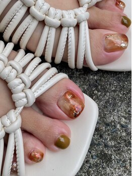 エム ネイル(emu nail)の写真/足先をもっと華やかに♪初回オフ無料☆foot ワンカラー¥6800！足元から女子力UPで気分もUP☆