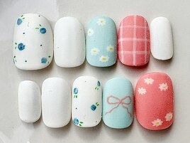 ほっこりお花ネイル