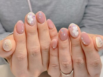 オーシャン 銀座店(OCEAN)/上品花ネイル