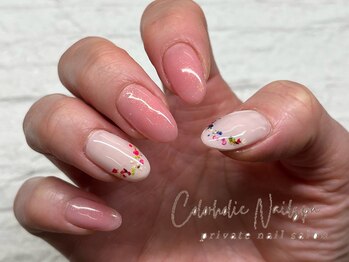 カラーホリック ネイルスパ(Colorholic Nailspa)/フラワーフレンチ押し花フレンチ
