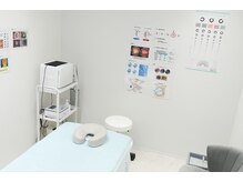 アイケアラボ 東池袋店(アイケアLaBo)の雰囲気（明るい店内で気持ちもクリアに[眼精疲労/リンパ/マッサージ]）