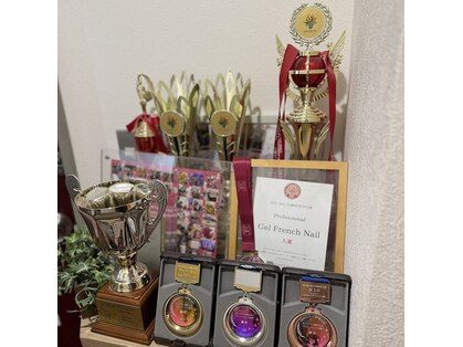 ネイルサロンアンドスクール ル カニシュ(Le caniche)の写真