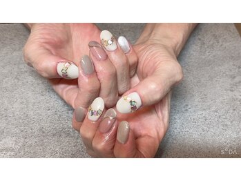 ドローネイル(DLAW NAIL)/